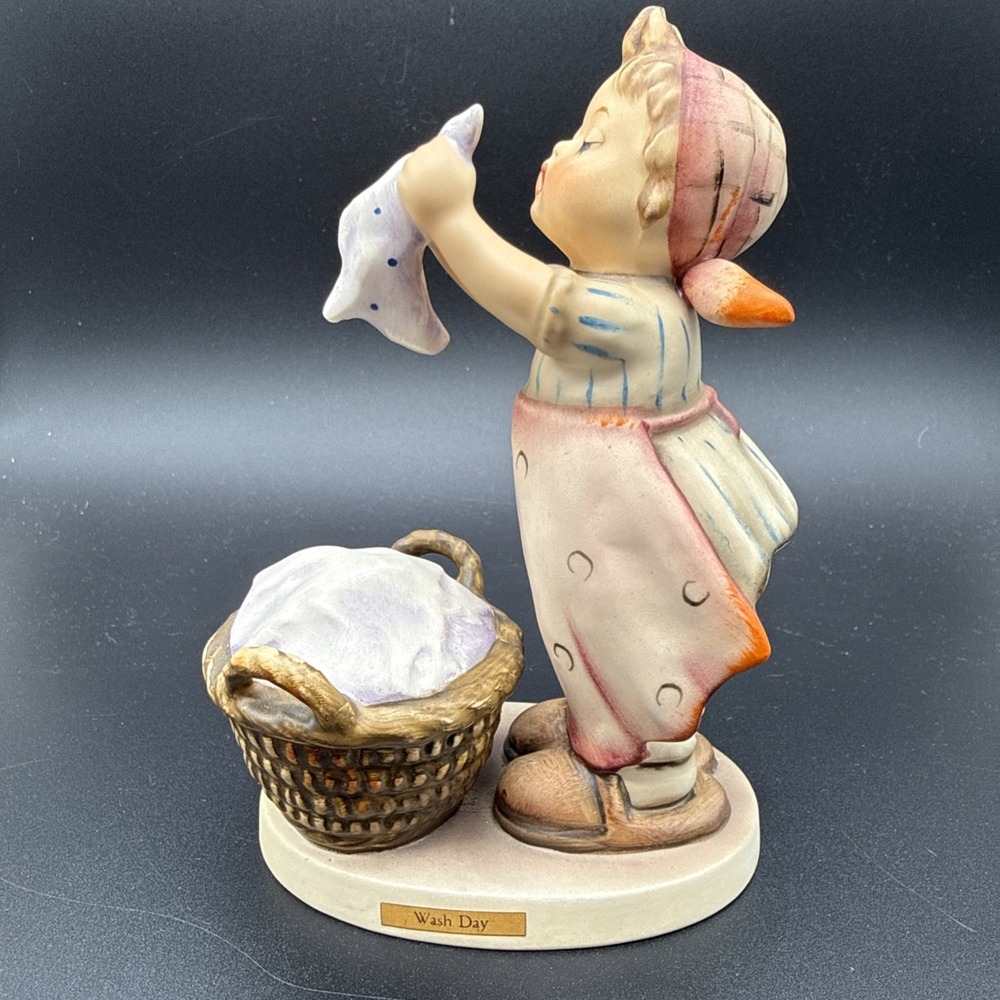 Hummel Goebel 321 Wash Day Figurine 5.75 inch TMK4 Three Line Mark Germany